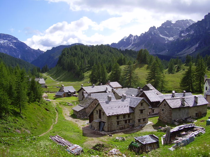 Parco Devero Alpe Crampiolo.JPG